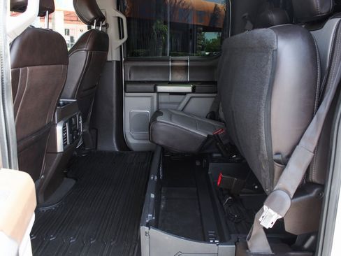 Used 2019 Ford F450 Limited image 43