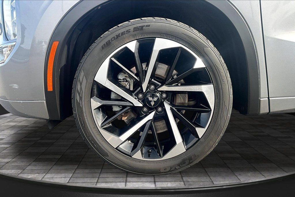 Used 2022 Mitsubishi Outlander SEL AWD/4WD image 9