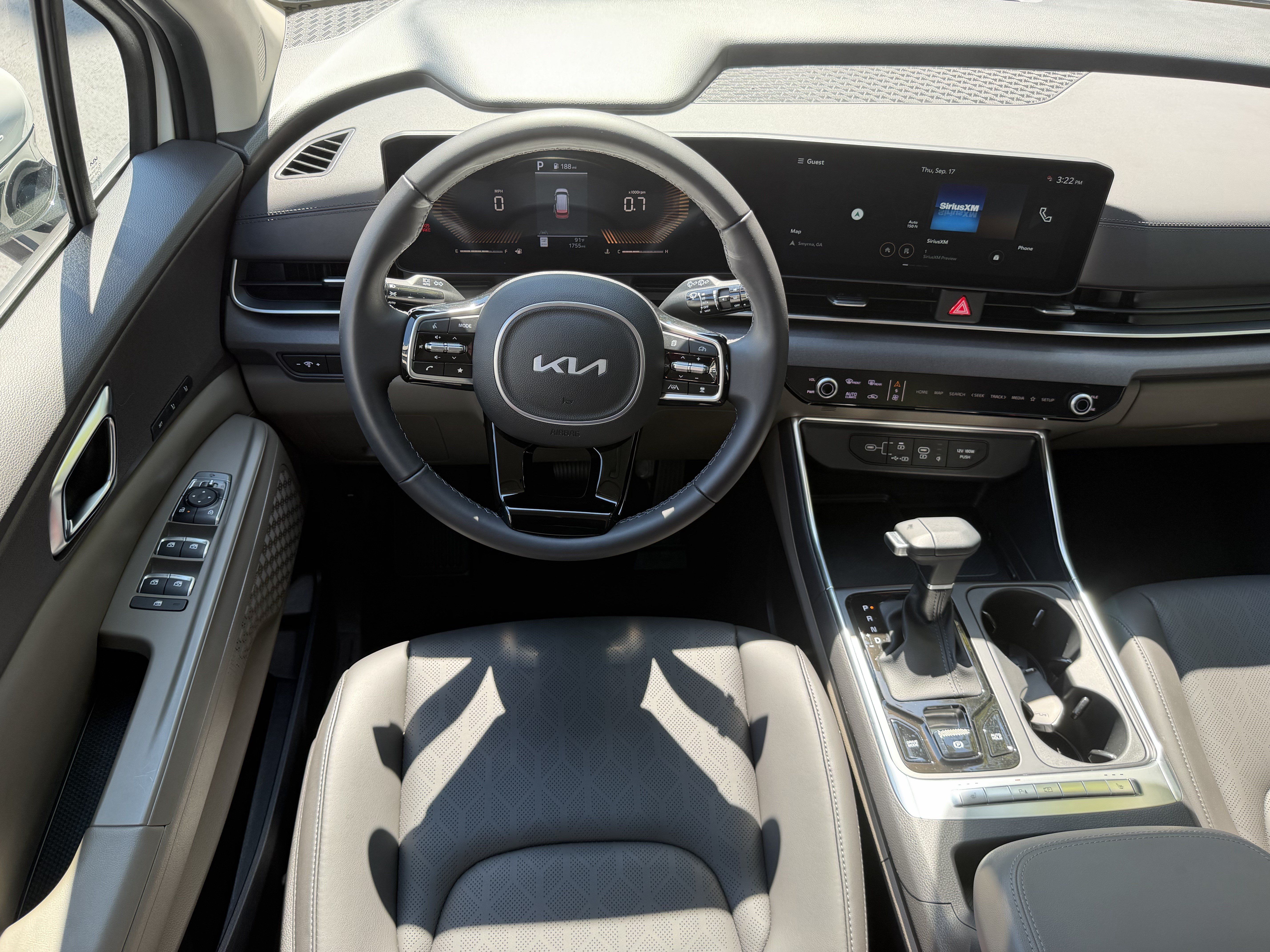 Certified 2026 Kia Carnival EX FWD image 21