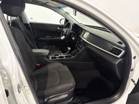 Used 2020 Kia Optima LX FWD image 22