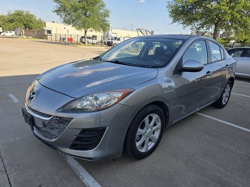Used 2010 MAZDA MAZDA3 i Touring FWD image 4