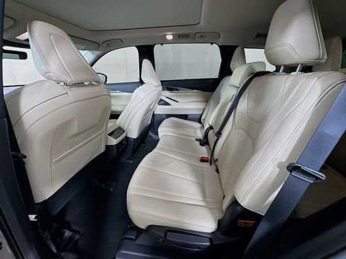 Certified 2023 INFINITI QX60 Luxe w/ Performance Audio Package FWD image 31