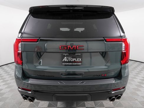 Used 2025 GMC Yukon AT4 Ultimate image 6