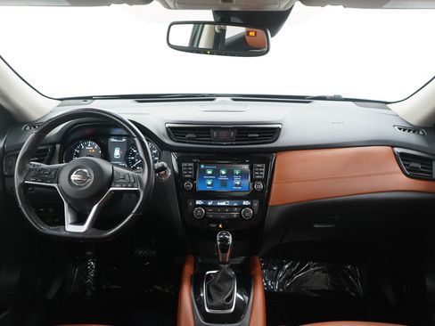 Used 2017 Nissan Rogue SL w/ SL Premium Package AWD/4WD image 13