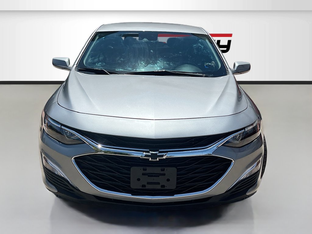 Used 2024 Chevrolet Malibu RS FWD image 2