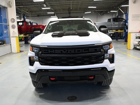 New 2026 Chevrolet Silverado 1500 Custom Trail Boss w/ LPO, Dark Essentials Package image 2