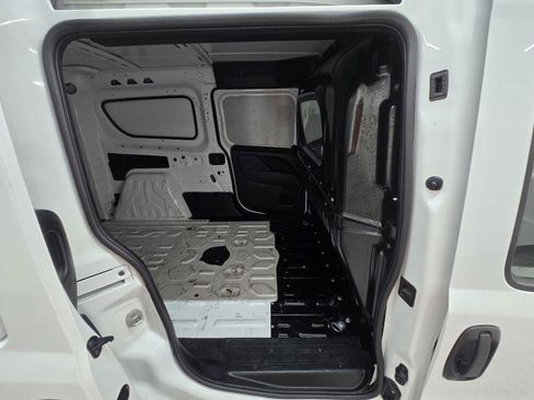 Used 2022 RAM ProMaster City Tradesman FWD image 14