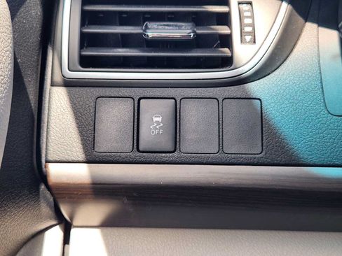 Used 2015 Toyota Camry LE FWD image 20