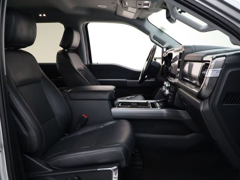 Used 2023 Ford F250 Lariat w/ Lariat Ultimate Package image 33