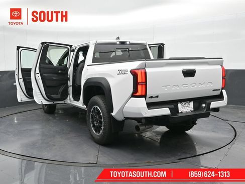 Used 2024 Toyota Tacoma TRD Off-Road w/ TRD Off Road Upgrade Package AWD/4WD image 59
