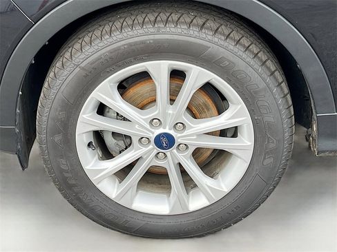 Used 2019 Ford Escape SE image 30