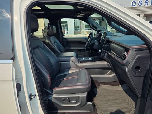 Used 2022 Ford Expedition Max Limited AWD/4WD image 15