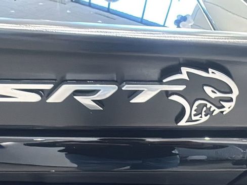 Used 2017 Dodge Challenger SRT Hellcat image 33