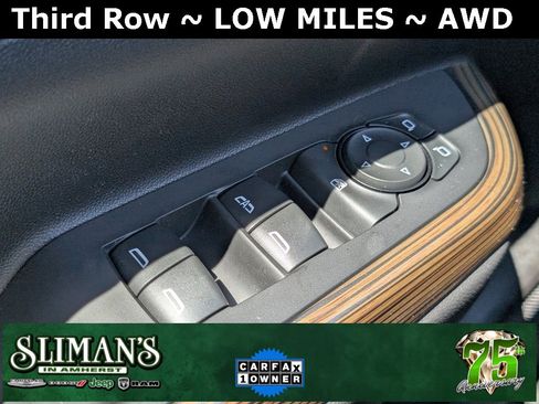 Used 2023 GMC Acadia SLE image 36