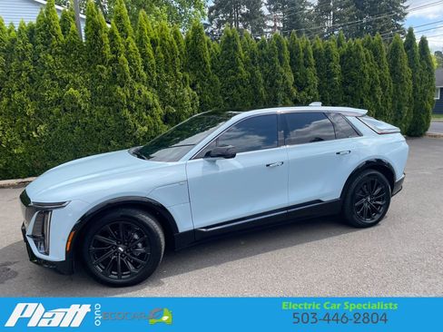 Used 2024 Cadillac Lyriq Sport AWD/4WD image 5