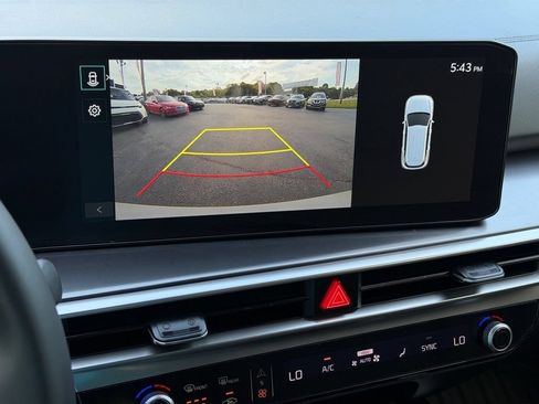 Used 2025 Kia Sorento EX w/ Panoramic Sunroof Package FWD image 27