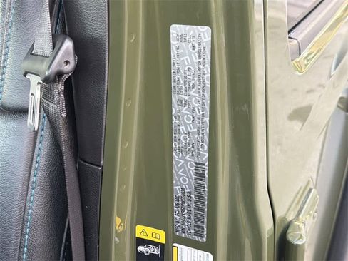 Used 2023 Jeep Wrangler Unlimited Rubicon 4xe image 9