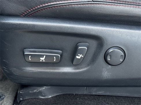 Used 2018 Toyota 4Runner TRD Off-Road Premium image 29