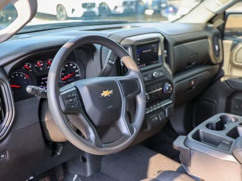 Used 2026 Chevrolet Silverado 1500 Custom AWD/4WD image 24