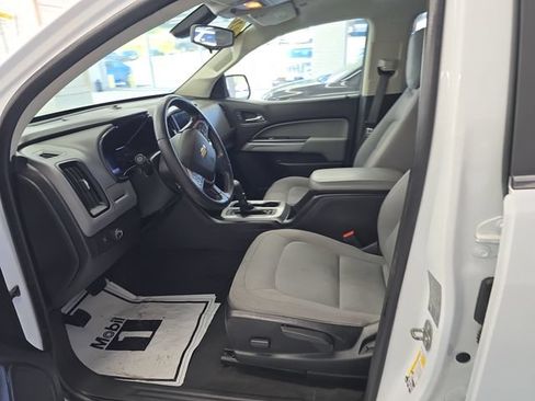 Used 2020 Chevrolet Colorado LT RWD image 13