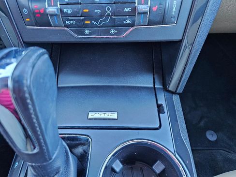 Used 2017 Ford Explorer XLT w/ Equipment Group 202A image 58