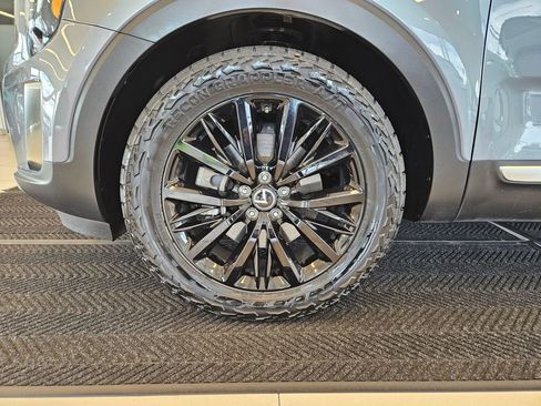 Used 2020 Kia Telluride SX w/ Towing Package image 12