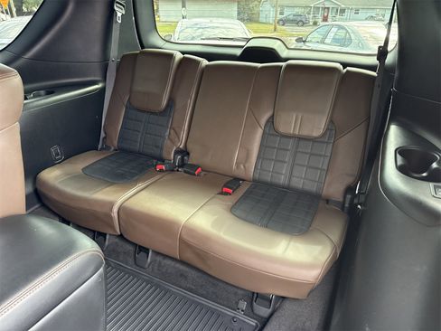 Used 2020 Nissan Armada Platinum w/ Platinum Reserve Package image 12