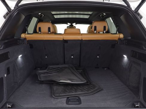 Certified 2022 BMW X5 xDrive40i w/ M Sport Package image 17
