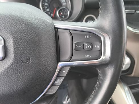 Used 2022 RAM 1500 Laramie AWD/4WD image 19