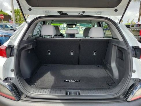 Certified 2023 Hyundai Kona SEL FWD image 11