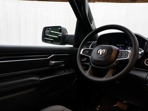 Used 2025 RAM 1500 Big Horn AWD/4WD image 11