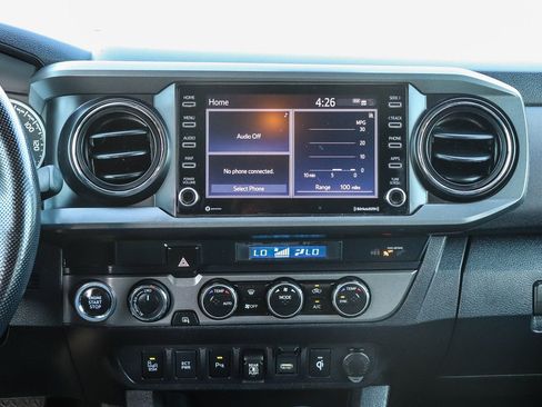 Certified 2022 Toyota Tacoma TRD Off-Road w/ Technology Package AWD/4WD image 12