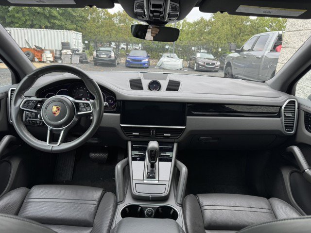 Used 2019 Porsche Cayenne AWD/4WD image 6