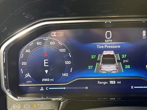 Used 2024 Chevrolet Silverado 1500 LT Trail Boss w/ Protection Package image 18