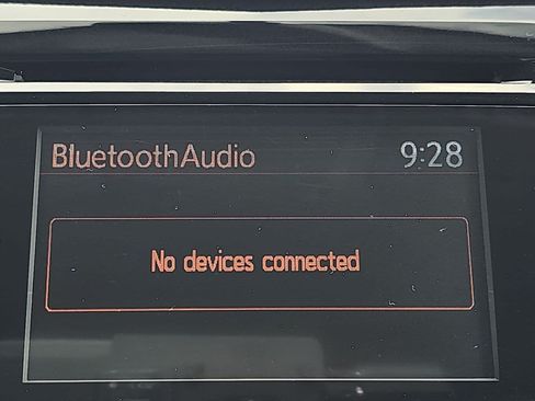 Used 2017 Nissan Rogue SV FWD image 27