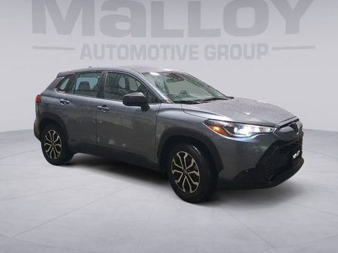 Used 2024 Toyota Corolla Cross AWD Hybrid image 7