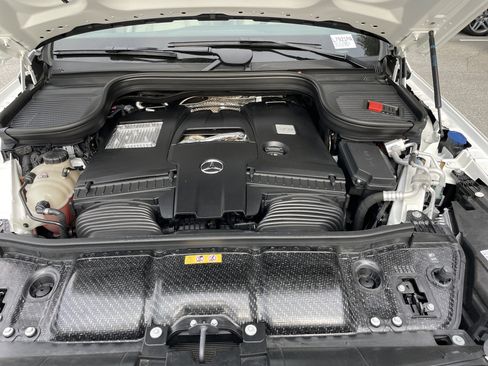 Certified 2024 Mercedes-Benz GLS 580 4MATIC image 55