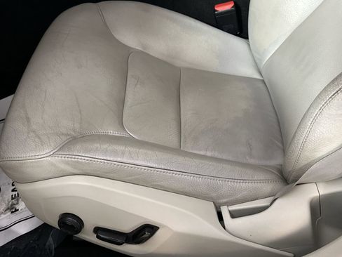 Used 2018 Volvo S90 T5 Momentum w/ Convenience Package image 12