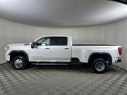 Used 2022 GMC Sierra 3500 Denali image 6