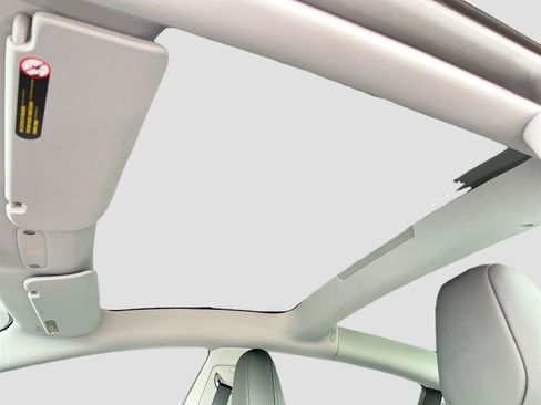 Used 2025 Tesla Model 3 Long Range RWD image 22