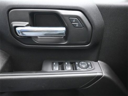 Used 2024 Chevrolet Silverado 2500 Custom w/ Custom Value Package image 24