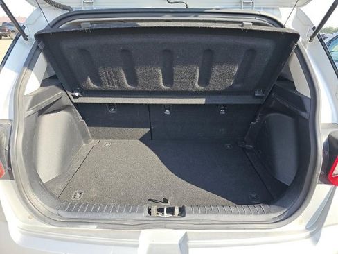 Used 2023 Hyundai Venue SEL image 16