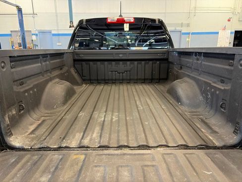 Used 2020 Chevrolet Colorado W/T w/ Custom Special Edition RWD image 14