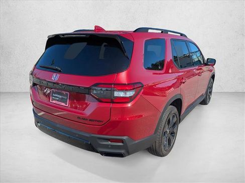 New 2026 Honda Pilot Black Edition image 4