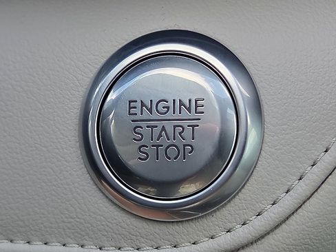 New 2026 Lincoln Nautilus Premier image 19