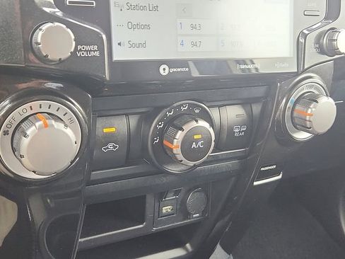 Used 2024 Toyota 4Runner TRD Off-Road AWD/4WD image 11