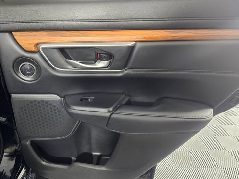 Used 2021 Honda CR-V Touring image 41