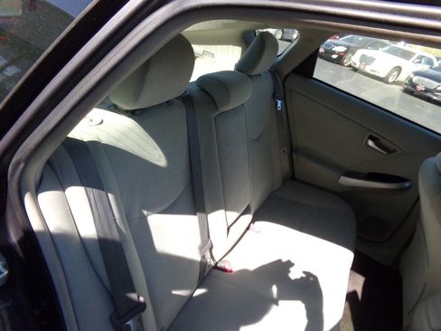 Used 2012 Toyota Prius Three image 23