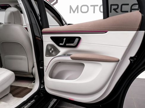 Used 2023 Mercedes-Benz EQS 580 4MATIC SUV image 57