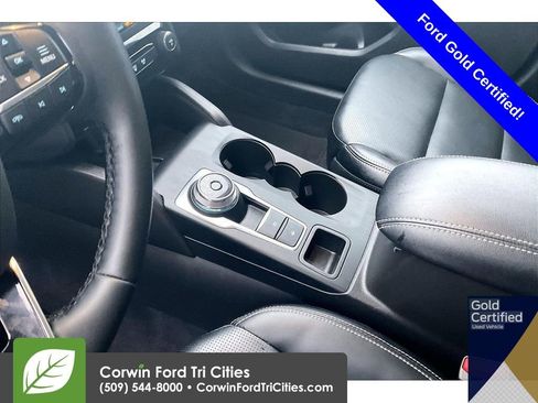 Used 2025 Ford Escape Platinum image 25